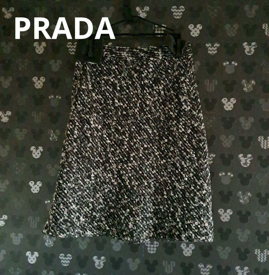 専用になります　PRADA　スカート