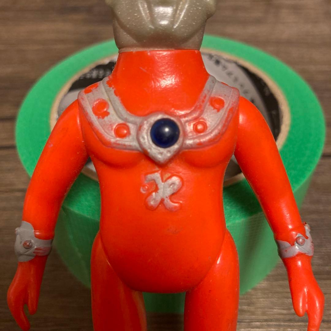 ウルトラマンレオ　タカトク　ソフビ