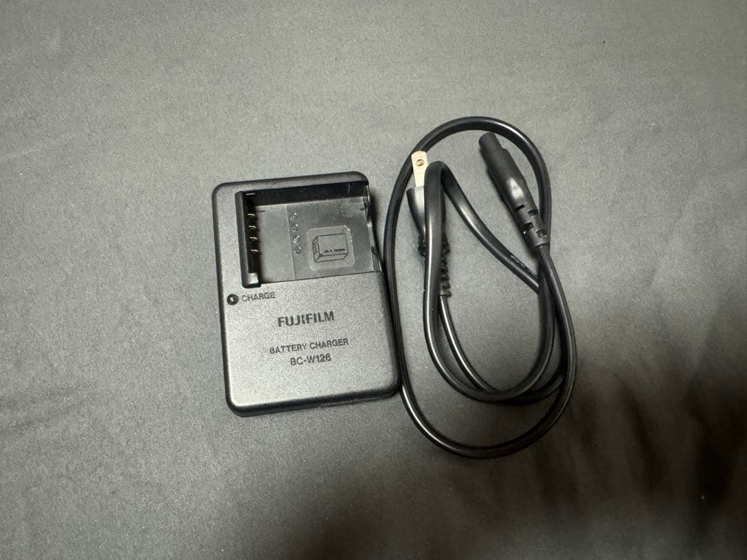 Fujifilm X-T2 ミラーレス一眼 (レンズ、ケース付き)