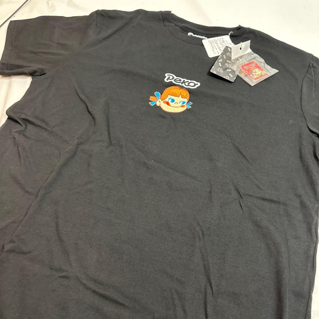 新品未使用　ペコちゃん　Tシャツ  半袖Tシャツ  バックプリント　ユニセックス