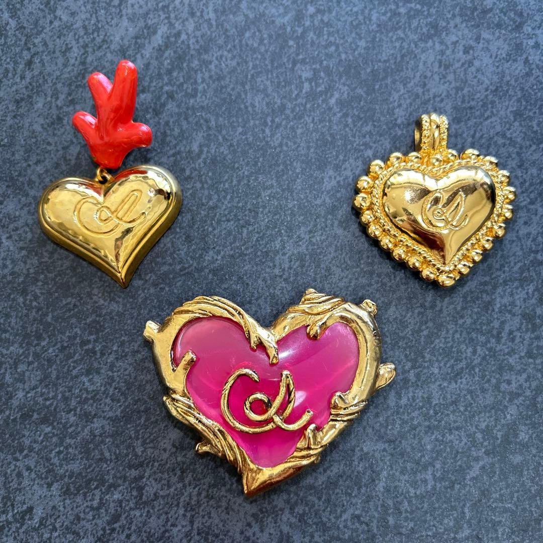 【値下げ】Christian Lacroix（クリスチャンラクロワ） ブローチ