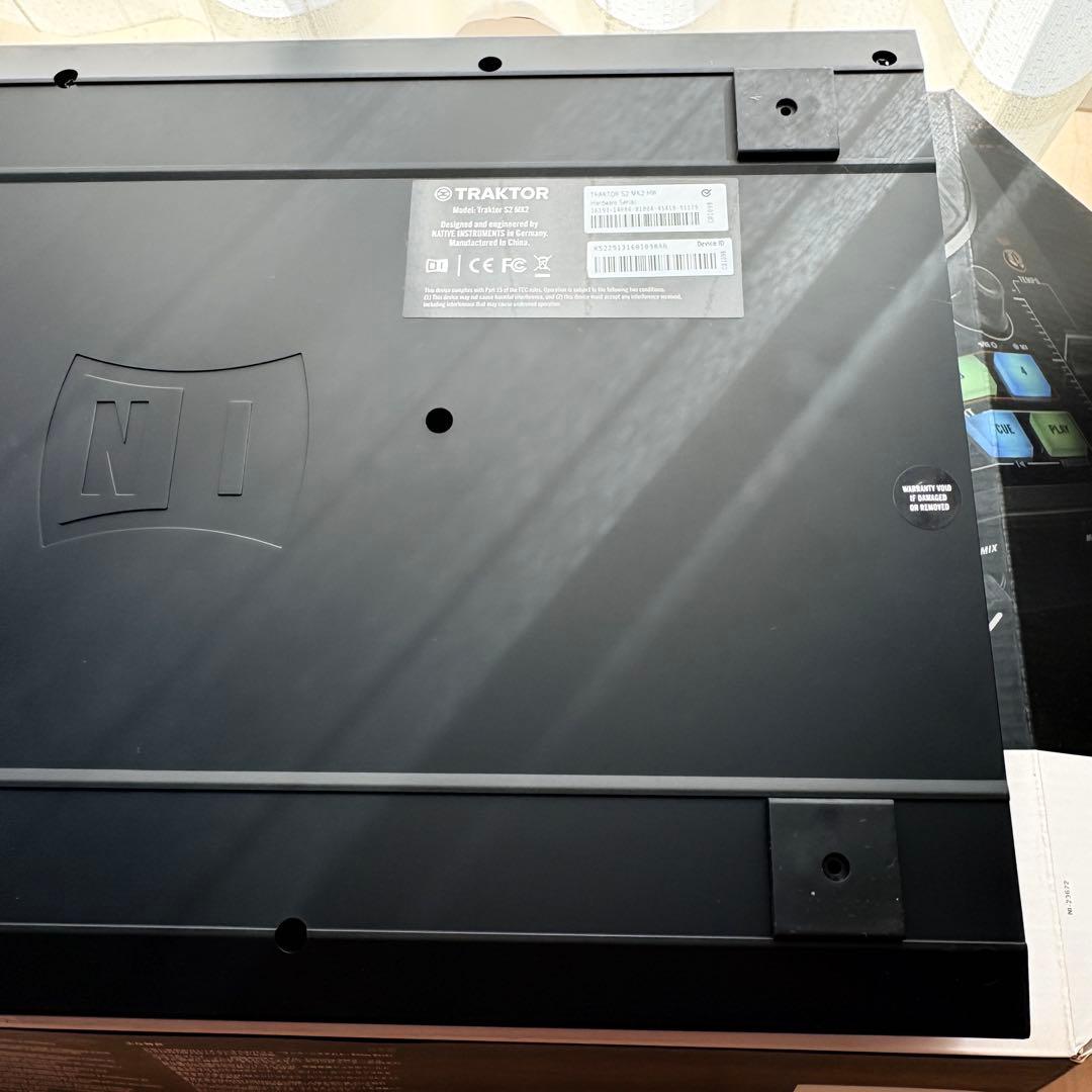 TRAKTOR KONTROL S2 MK2 DJコントローラー 箱付き