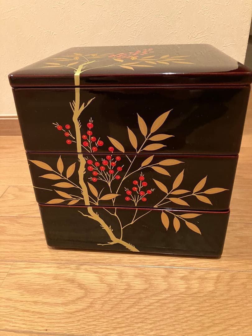 重箱　今津塗　南天　6.5寸