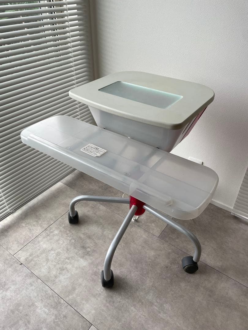 iMac G3 Apple パソコンデスク　クリア素材　y2k スペーシー