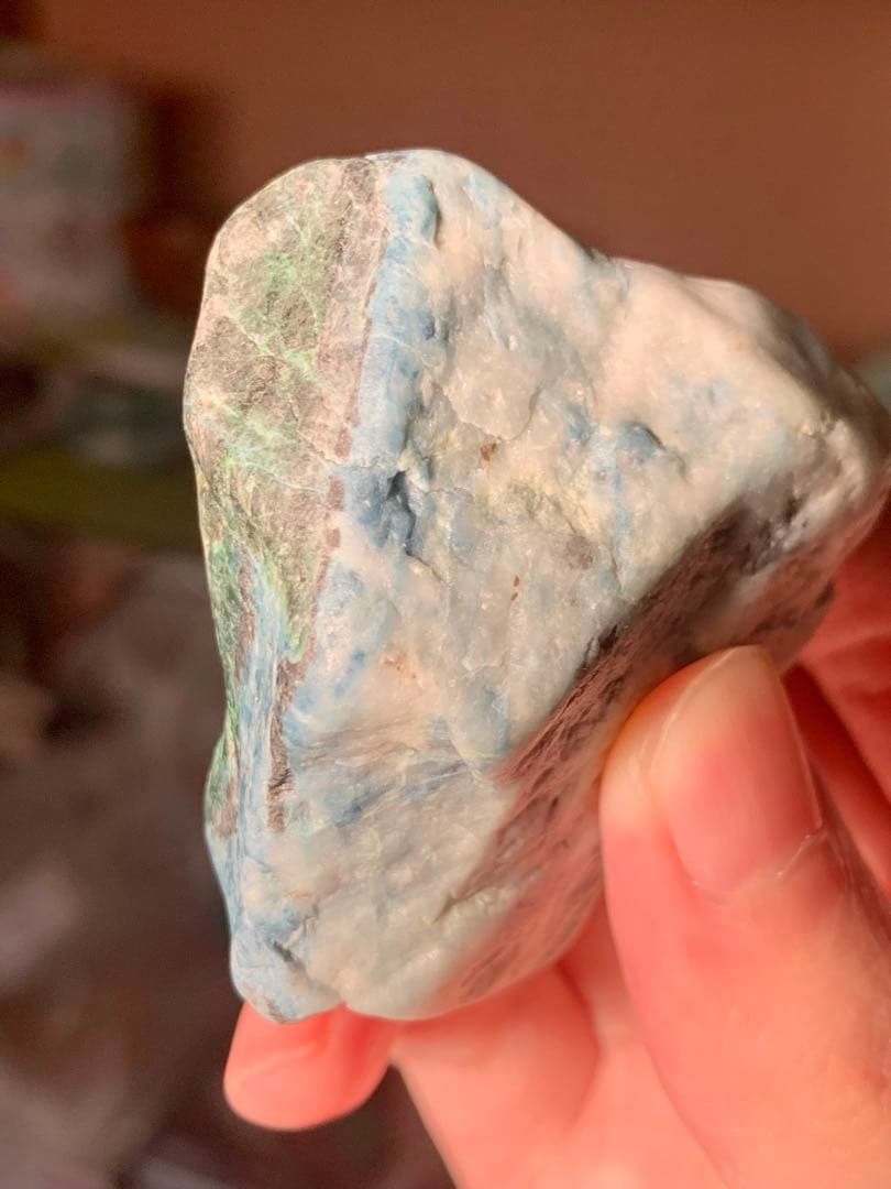 糸魚川４色ひすい　海石　翡翠　原石　翡翠　鉱物標本　コン沢　水石　根付　青翡翠