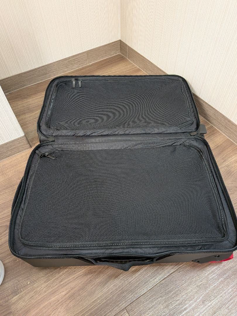 【希少品】ノースフェイス ストラトライナー M 黒 キャリーバッグ