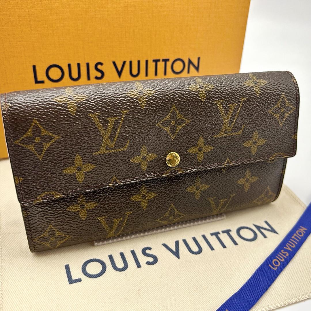 ルイヴィトン　モノグラム　ポルトフォイユサラ　　長財布　折り財布