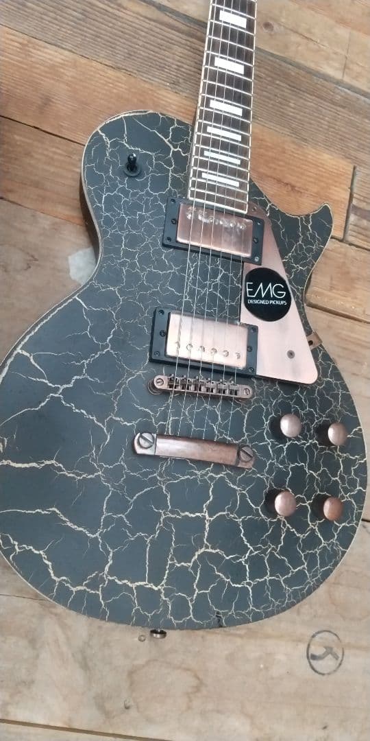 AXL GUITARS（アクセルギターズ