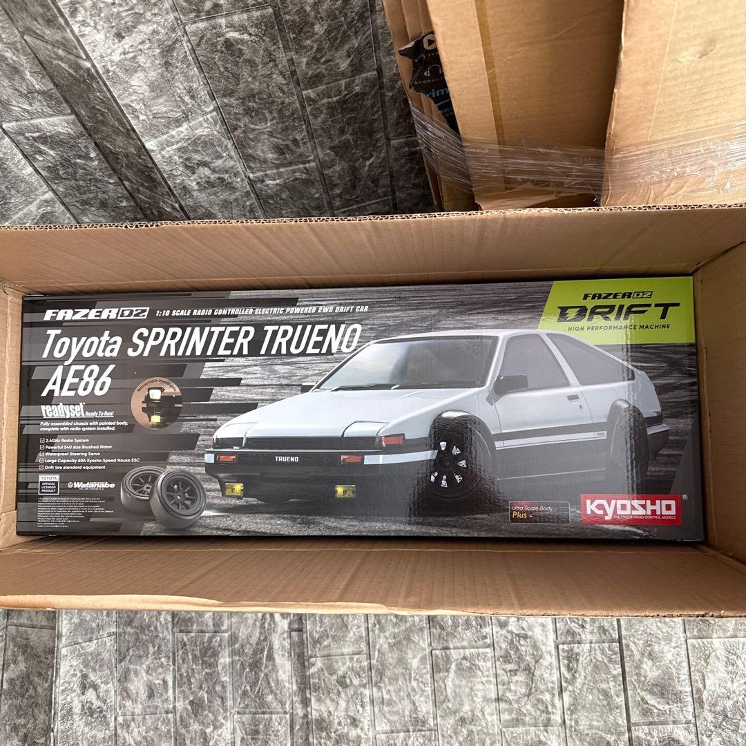 新品未開封 京商トヨタスプリンタートレノAE86 レディセット