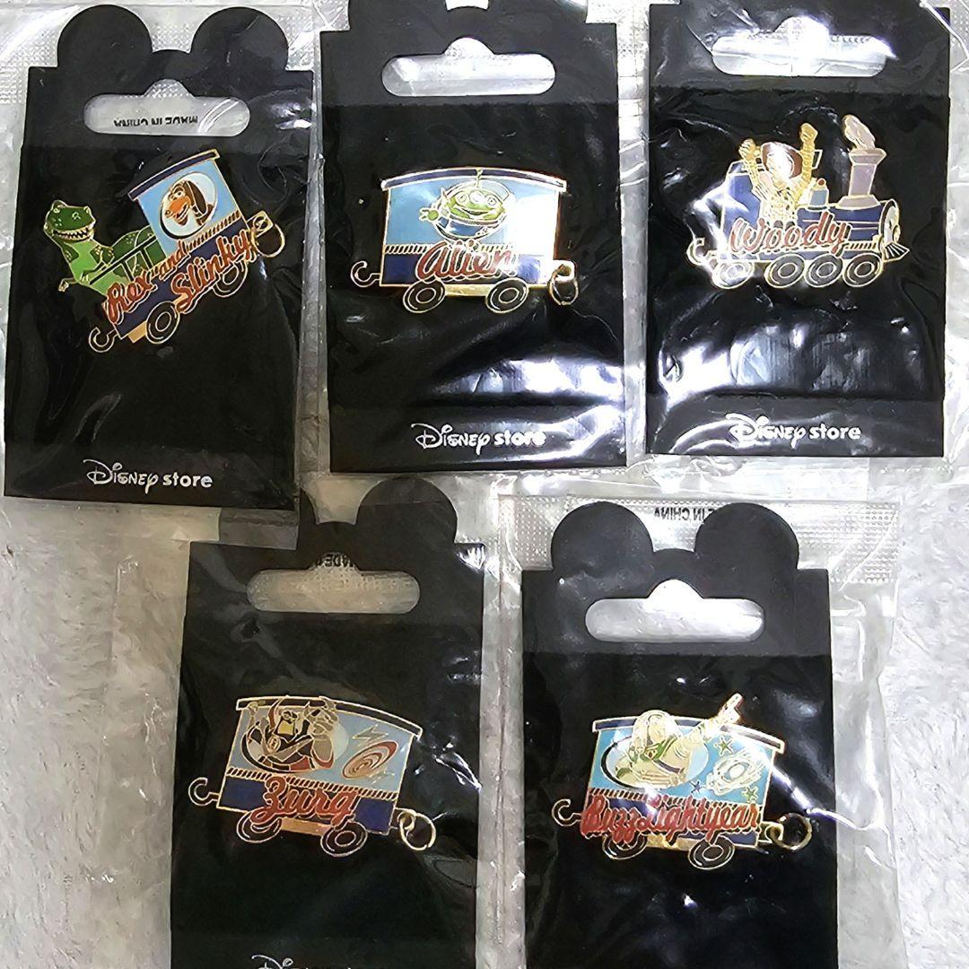 DisneyStore トイストーリー ピンバッジ まとめ売り