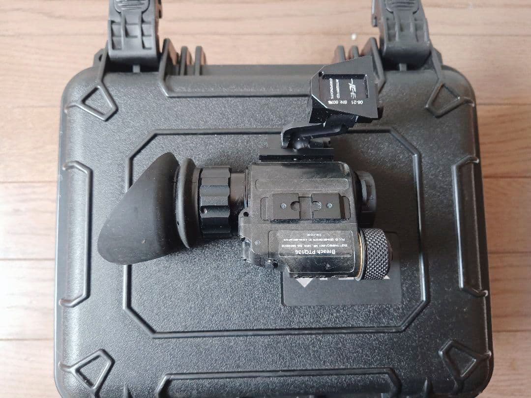 FLIR BREACH PTQ136 ペリカンケース付属