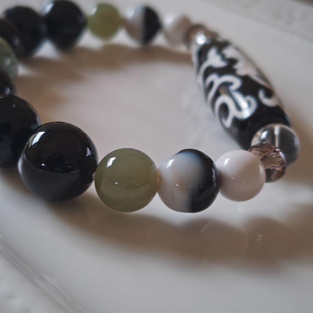 新作♡如意蓮花天珠、日高翡翠、水晶白蛇彫り、モリオン、和田玉、天然ホワイトオニキ