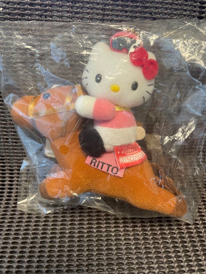 滋賀限定 ご当地 ハローキティ 競走馬 サラブレッド ぬいぐるみ