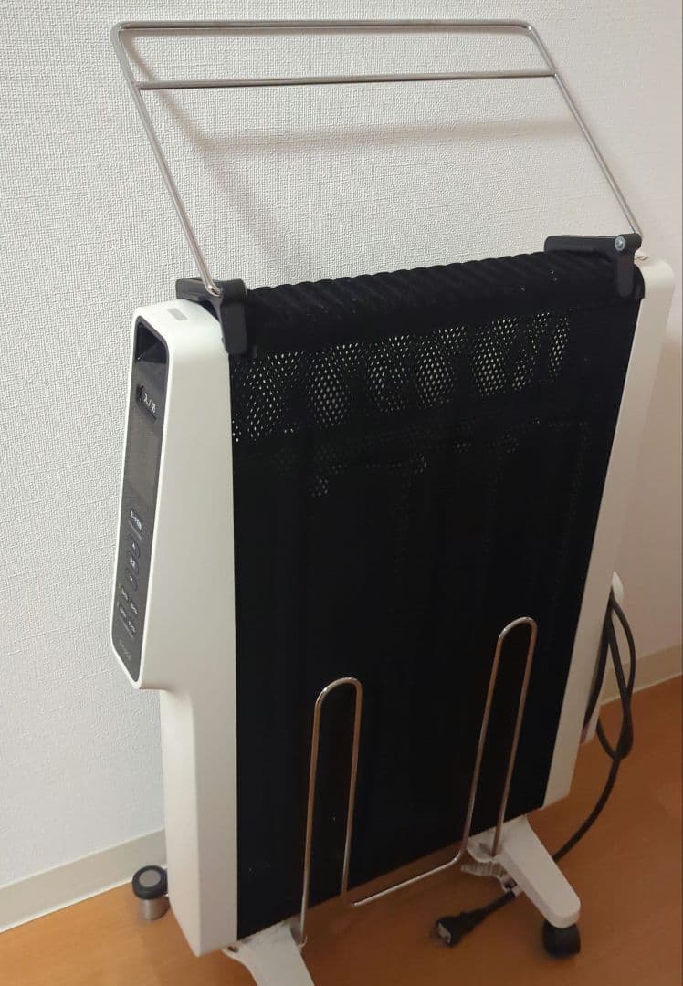 森*コ様 【ハンガー・リモコン付】siroca 遠赤軽量ヒーター かるポカ SN