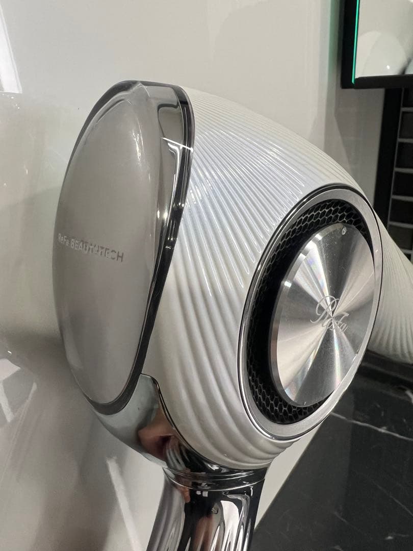 美品　リファ　ReFa ビューテック ヘアドライヤー　プロ　ホワイト