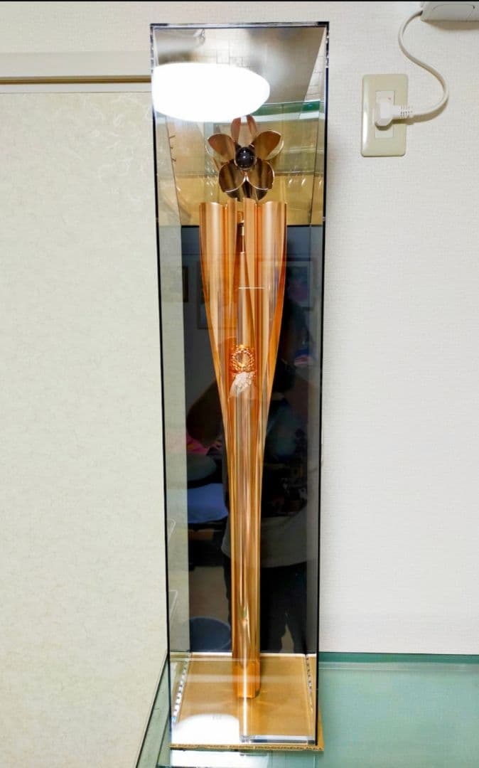 美品値下！★聖火トーチ 東京オリンピック2020 鑑賞ケース&ユニフォーム額縁他