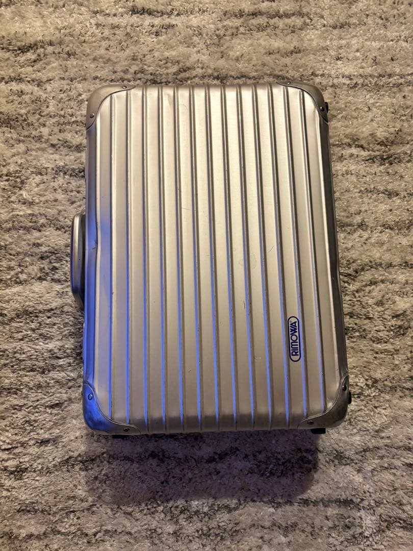 希少✨廃盤青ロゴ リモワ トパーズ 32L 機内持ち込み 2輪 シルバー アルミ