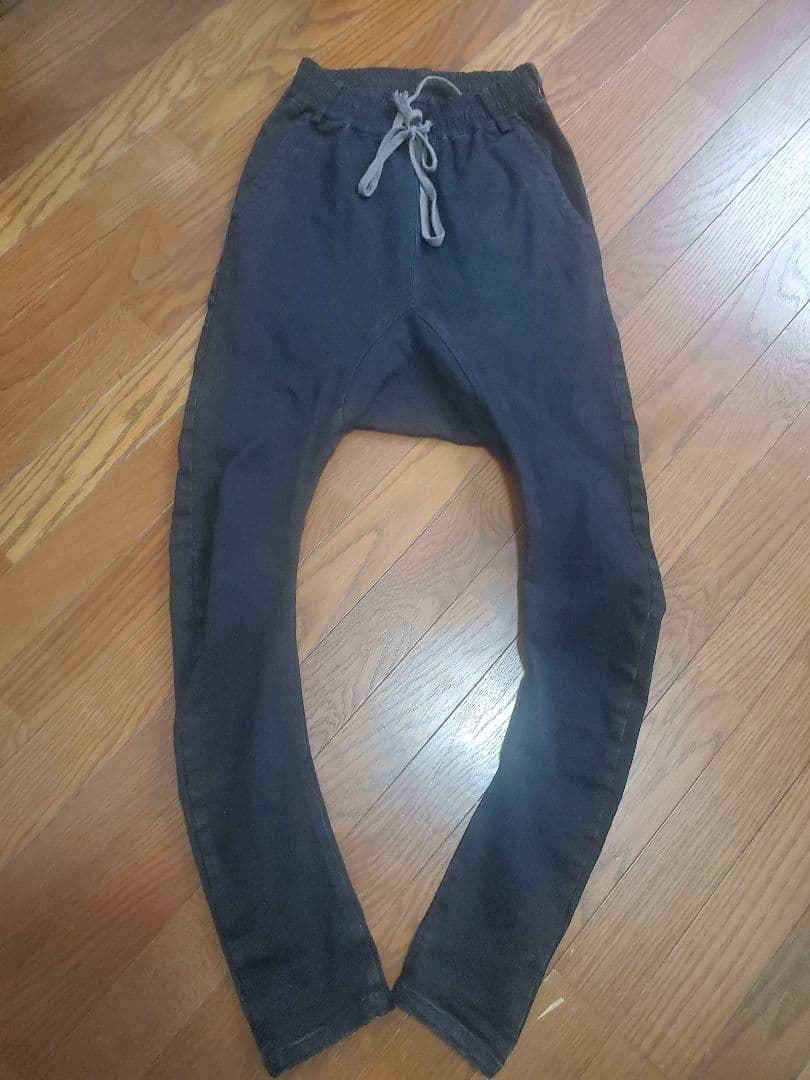 アーティファクトartefact黒サルエルパンツ