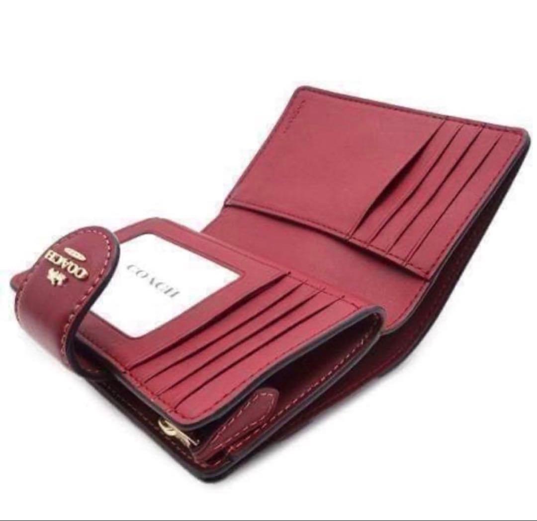個数限定赤札coachコーチシグネチャーチェリープリントミディアム二つ折り財布