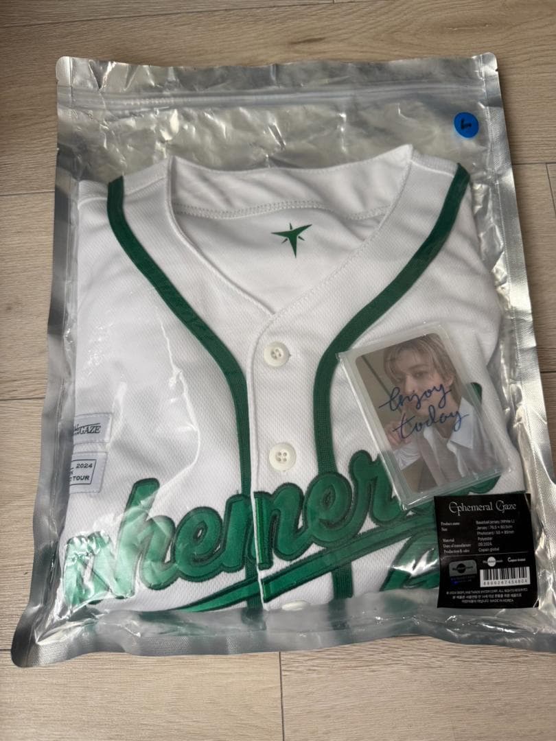 SHINee テミン ソロ ソウルコン ユニフォーム 白ロング