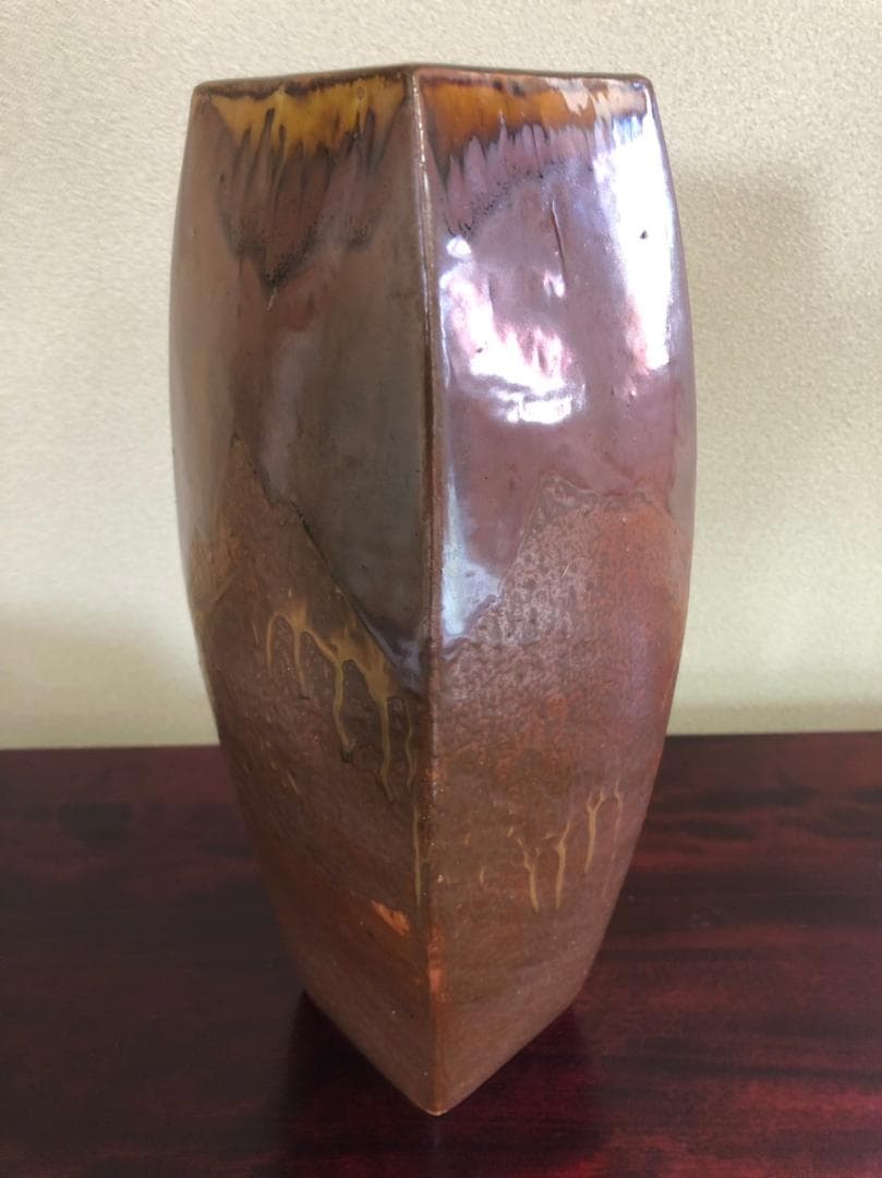 No.51☆送料無料☆前黒田藩御用窯☆高取焼☆味楽造☆華瓶☆花瓶☆箱付き☆