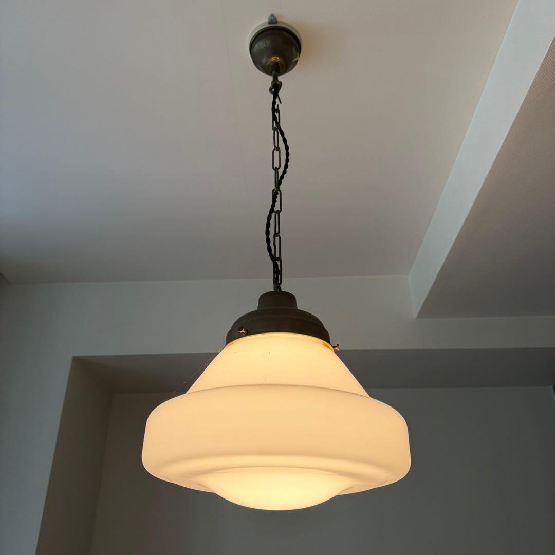 ミルクガラス ペンダントライト 照明 アンティーク