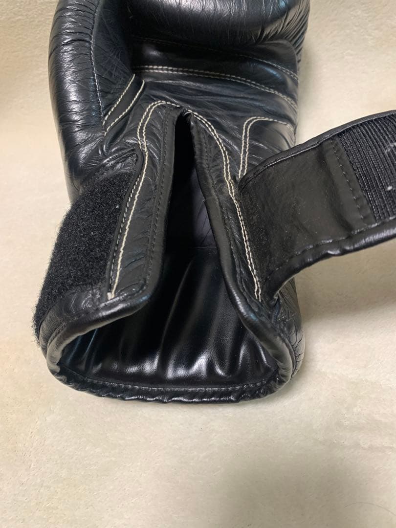 WINDY製 ボクシンググローブ BGVH 16 oz ブラック