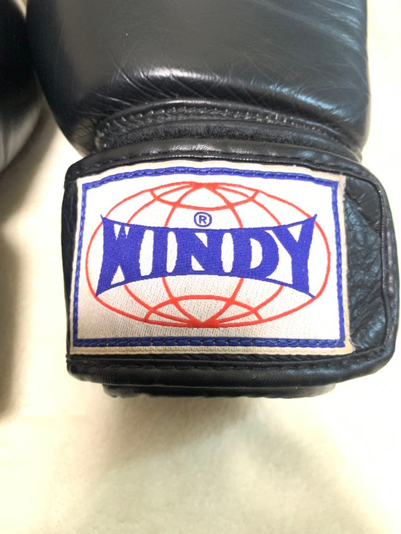 WINDY製 ボクシンググローブ BGVH 16 oz ブラック