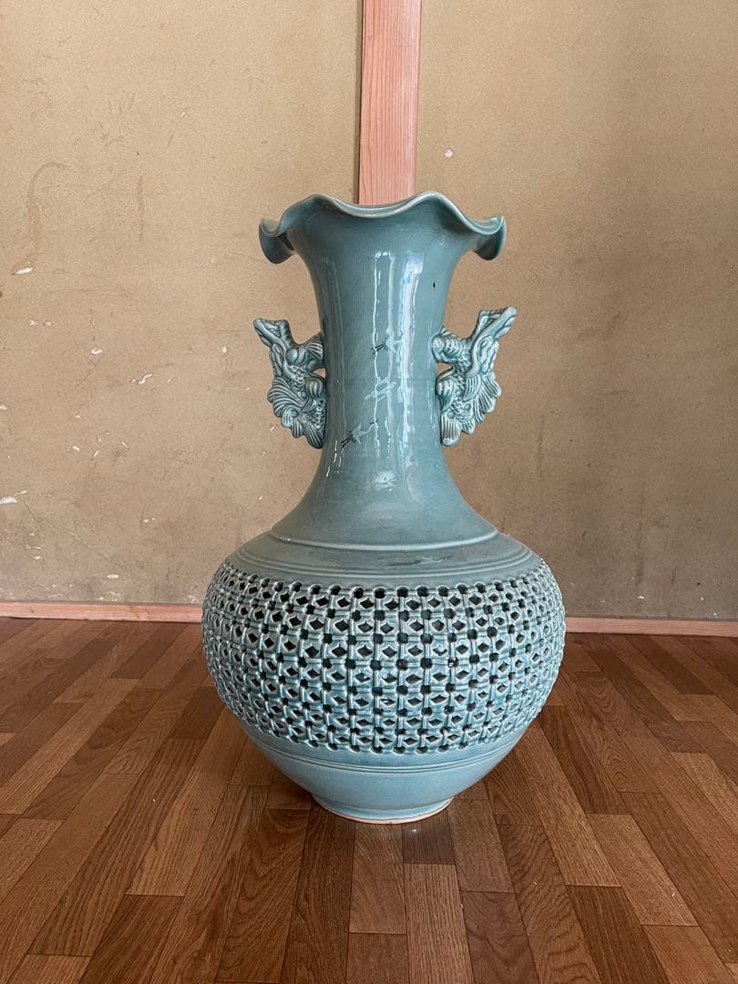 【じいちゃんのコレクション】青緑色 陶器 花瓶 透かし彫り ドラゴンの取っ手