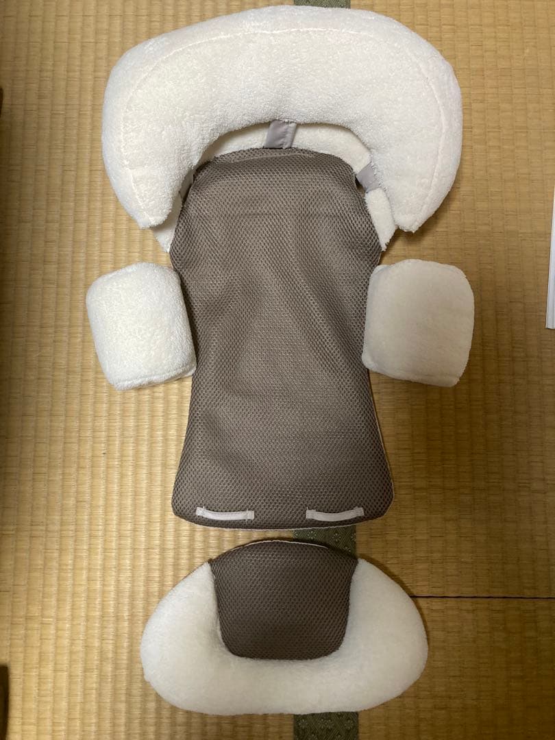 Combiネムリラ AUTO SWING CWLシリーズ ハイローチェア