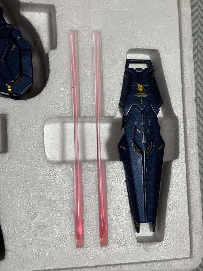 G.F.Fメタルコンポジット＃1011 RX-0ユニコーンガンダム2号機バンシィ