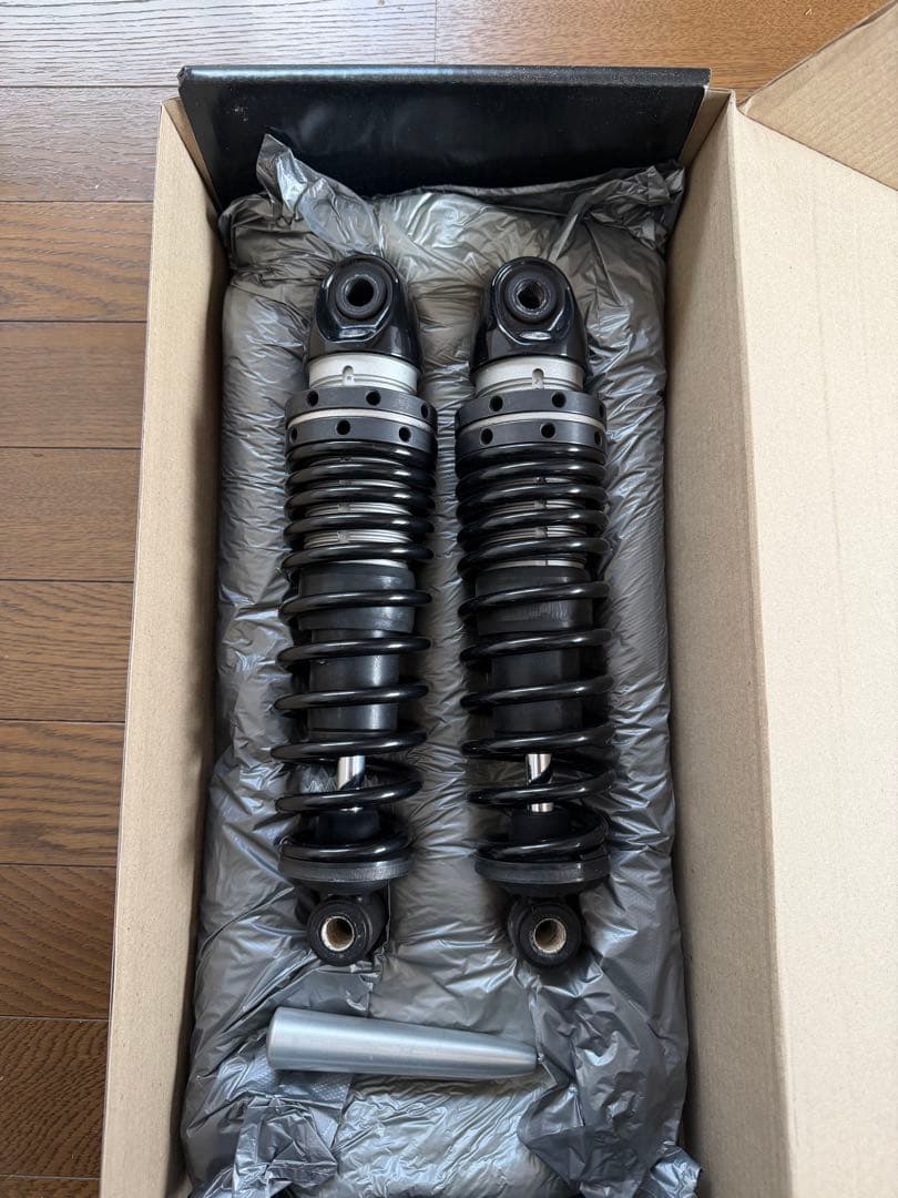 ハーレー　スポーツスター　サスペンション