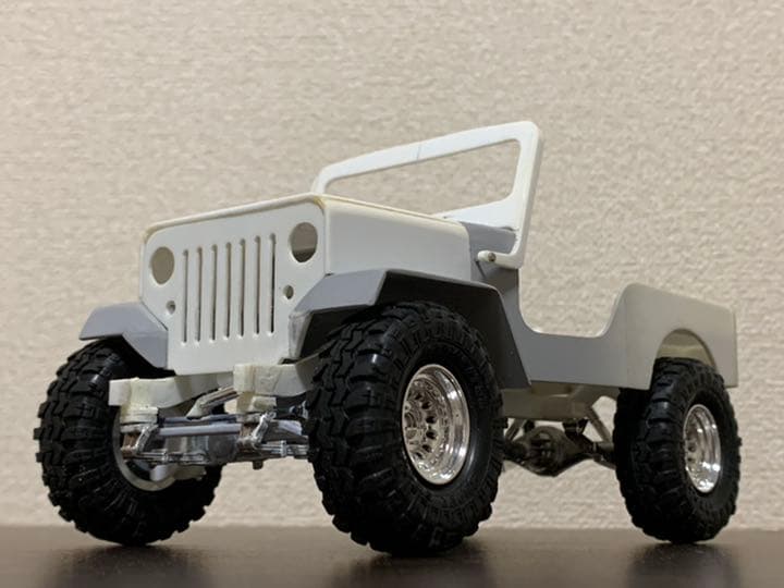 1/24　製作中　JEEP　ジープ　J57　J58