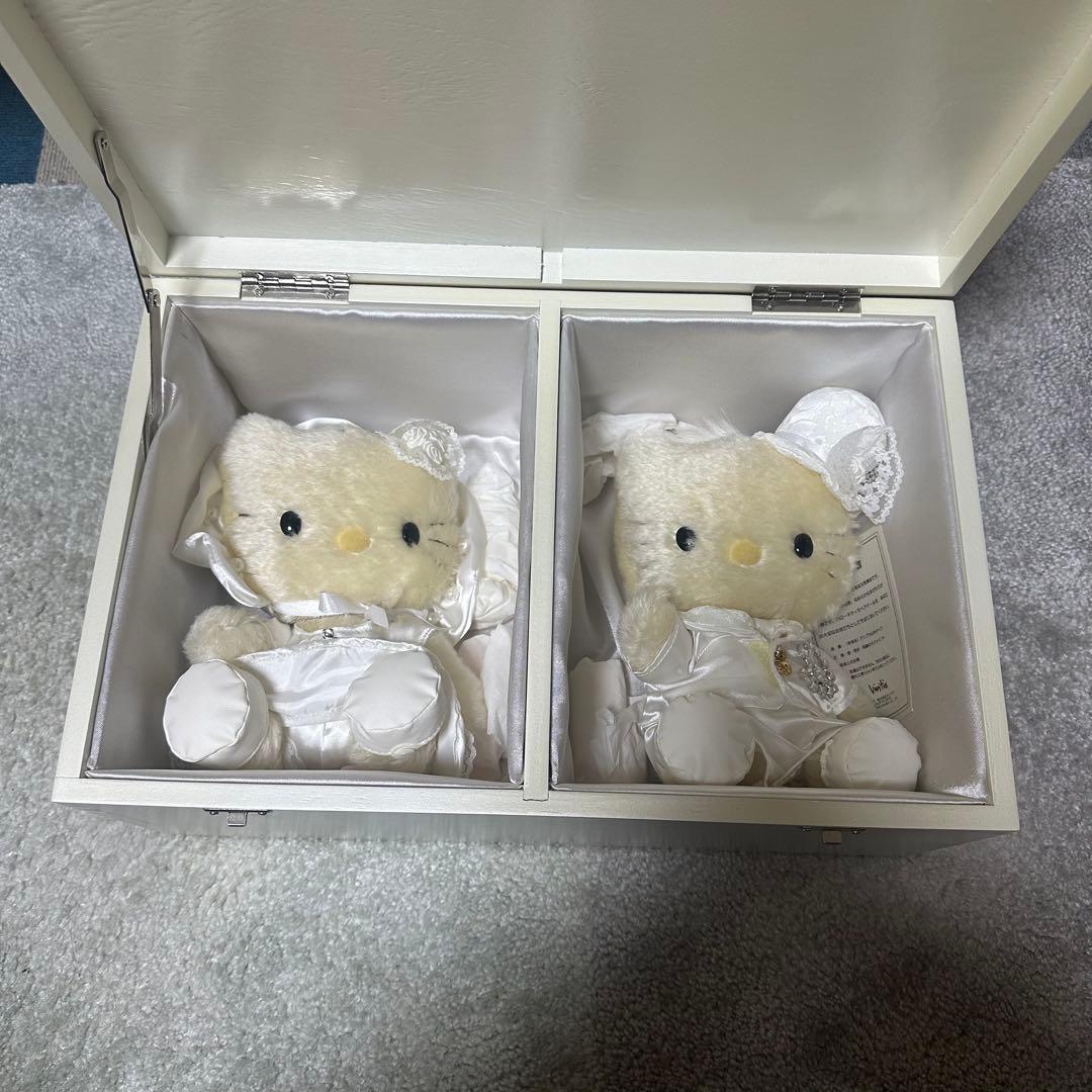 ハローキティ＆ダニエル モヘアドール