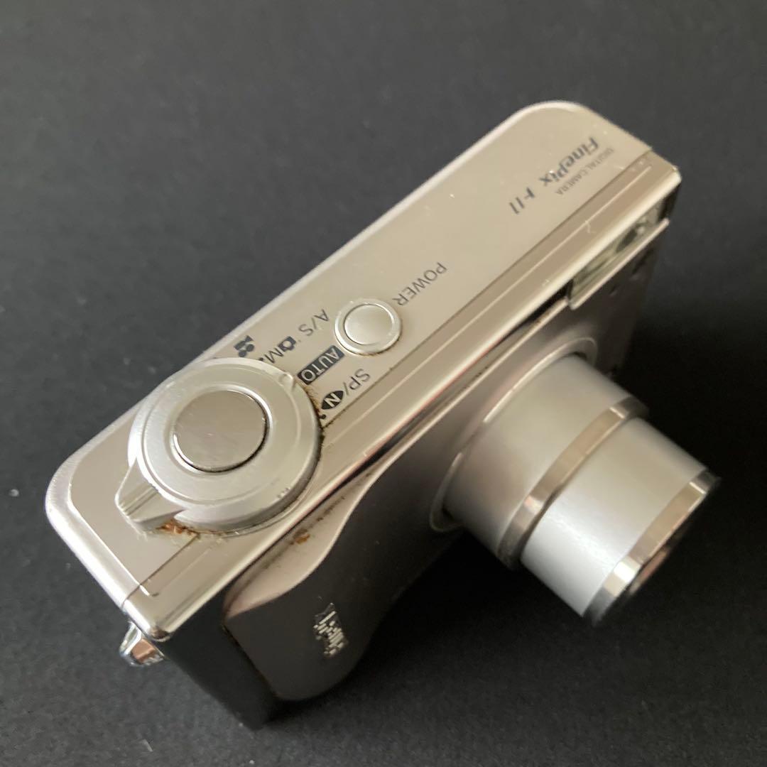 FUJIFILM finepix F11 CCDセンサー コンデジ
