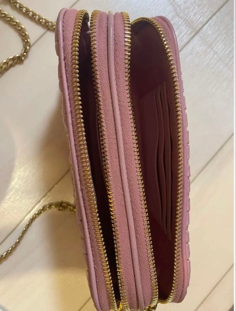 miu miu ショルダーバッグ　売り切り価格