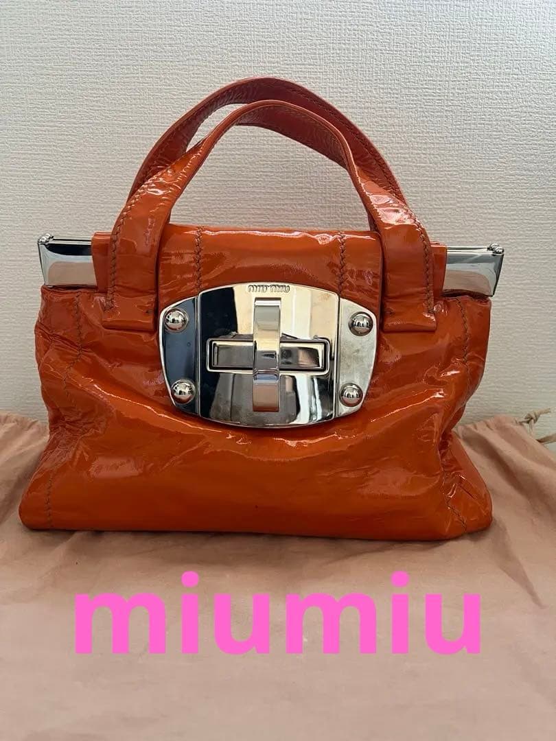 【美品】　miumiu ガラスレザー　バッグ