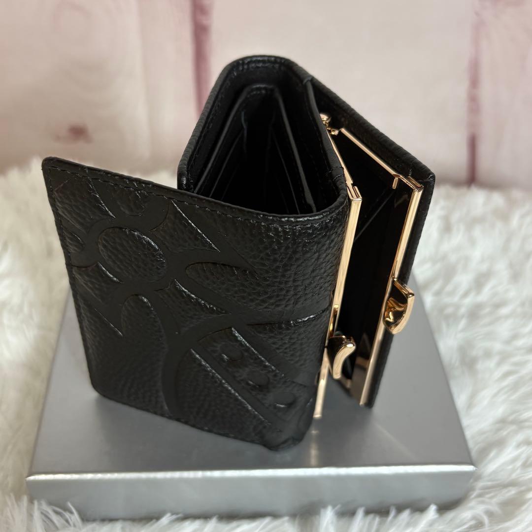 【希少•新品•未使用】Vivienne Westwood 三つ折り　黒　ブラック