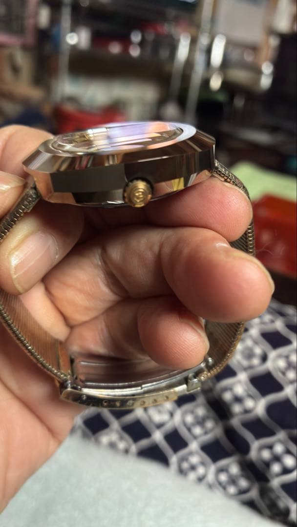 新*郎様 1970年代スイスニバダ製自動巻腕時計です！正確に動きます！