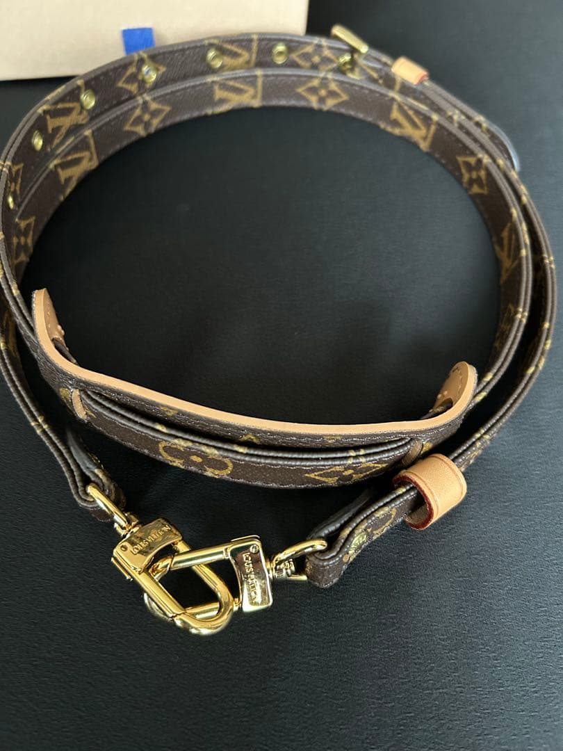 お値下げ❣️ルイヴィトン　モノグラム ショルダーストラップ