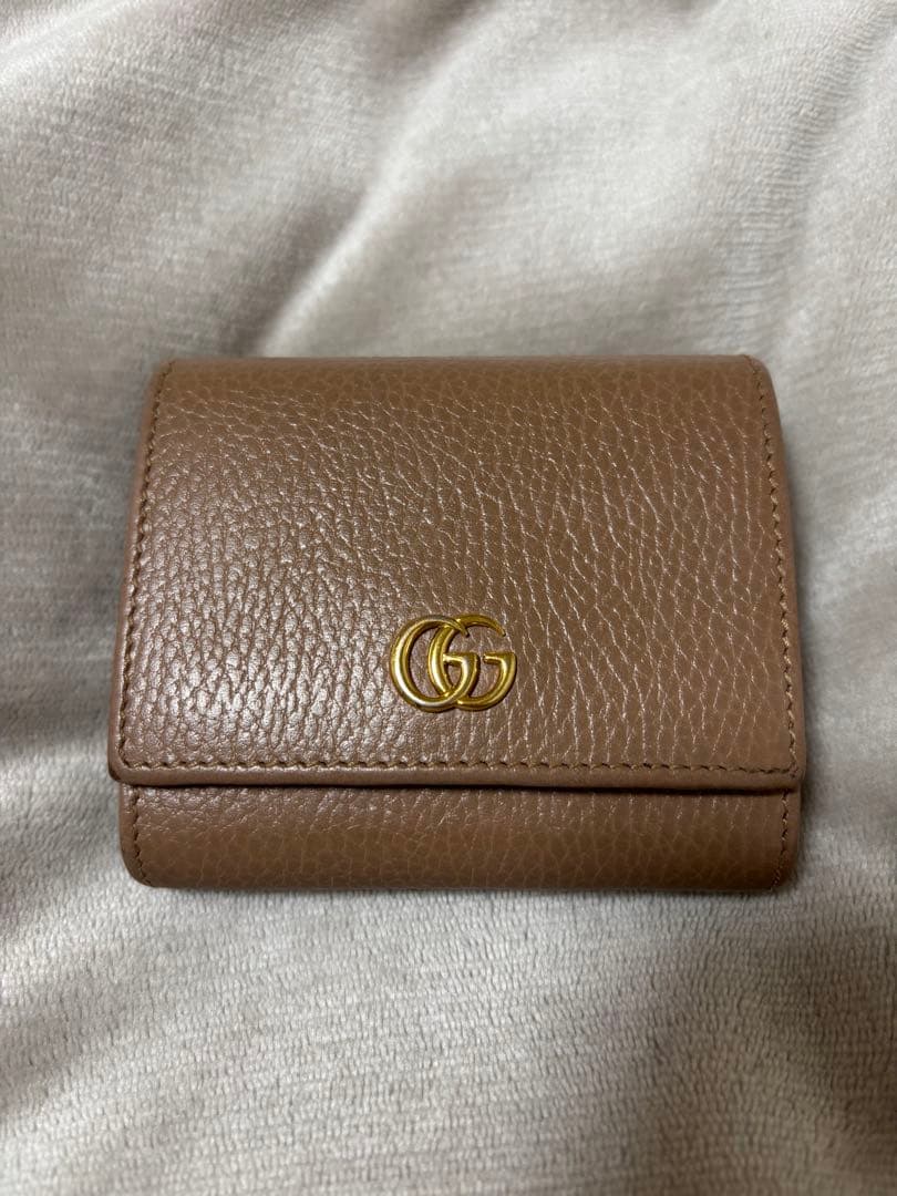 GUCCI 二つ折り財布 ピンクベージュ