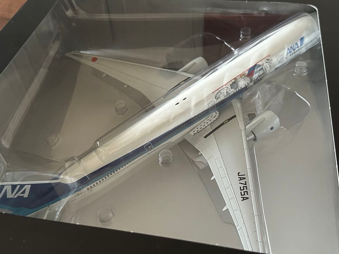 1/200 ANA JA755A NH20035 B777-300 ガンダム