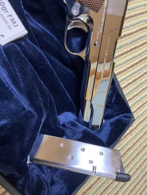 【美品】東京マルイ ガバメント ハンドガン