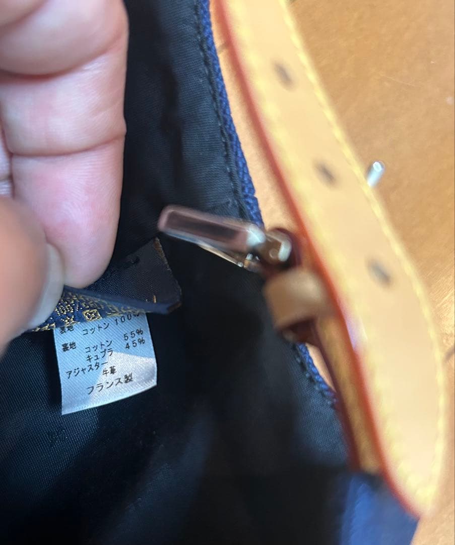 Louis Vuitton ベースボールキャップ ネイビー LVロゴ 刺繍　M