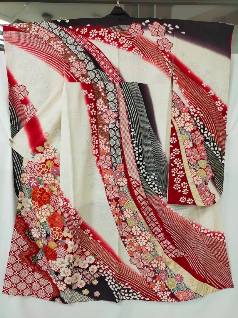 売約済み【WA-Modern】★★正絹　正統派　振袖7点フルセット★★