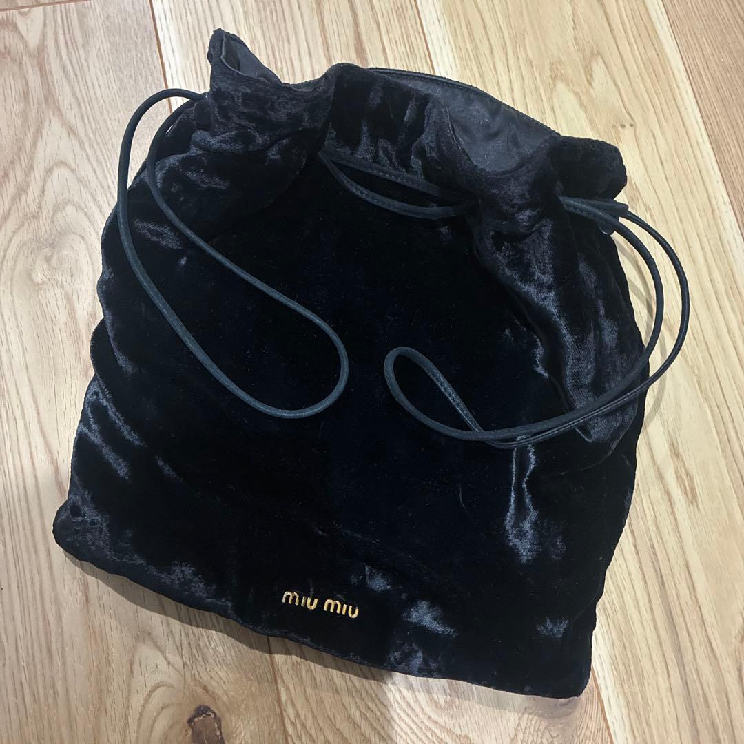 【本日限定価格】miumiu ベロア　巾着バック