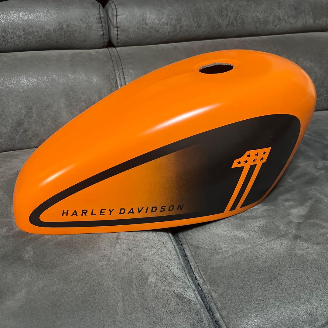 ハーレーダビットソン　サイモン　XL883N タンクカバー