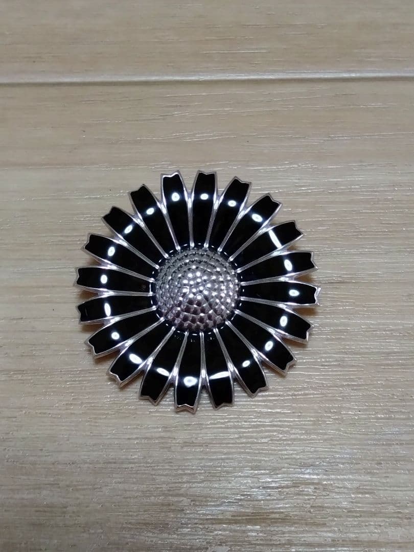   ジョージジェンセン デイジー ブローチ 925S