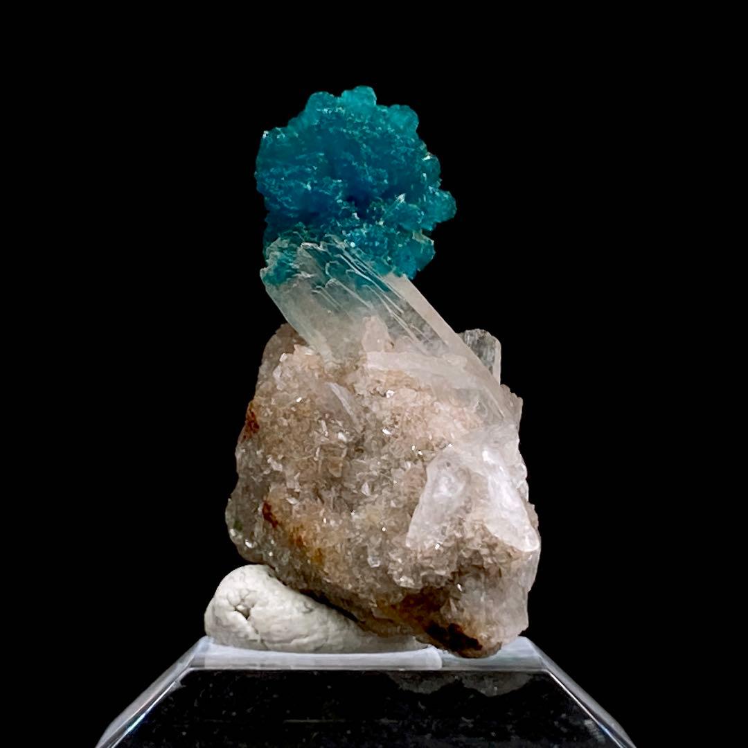 j*7様 カバンサイト　スティルバイト　原石　鉱物標本　天然石　81