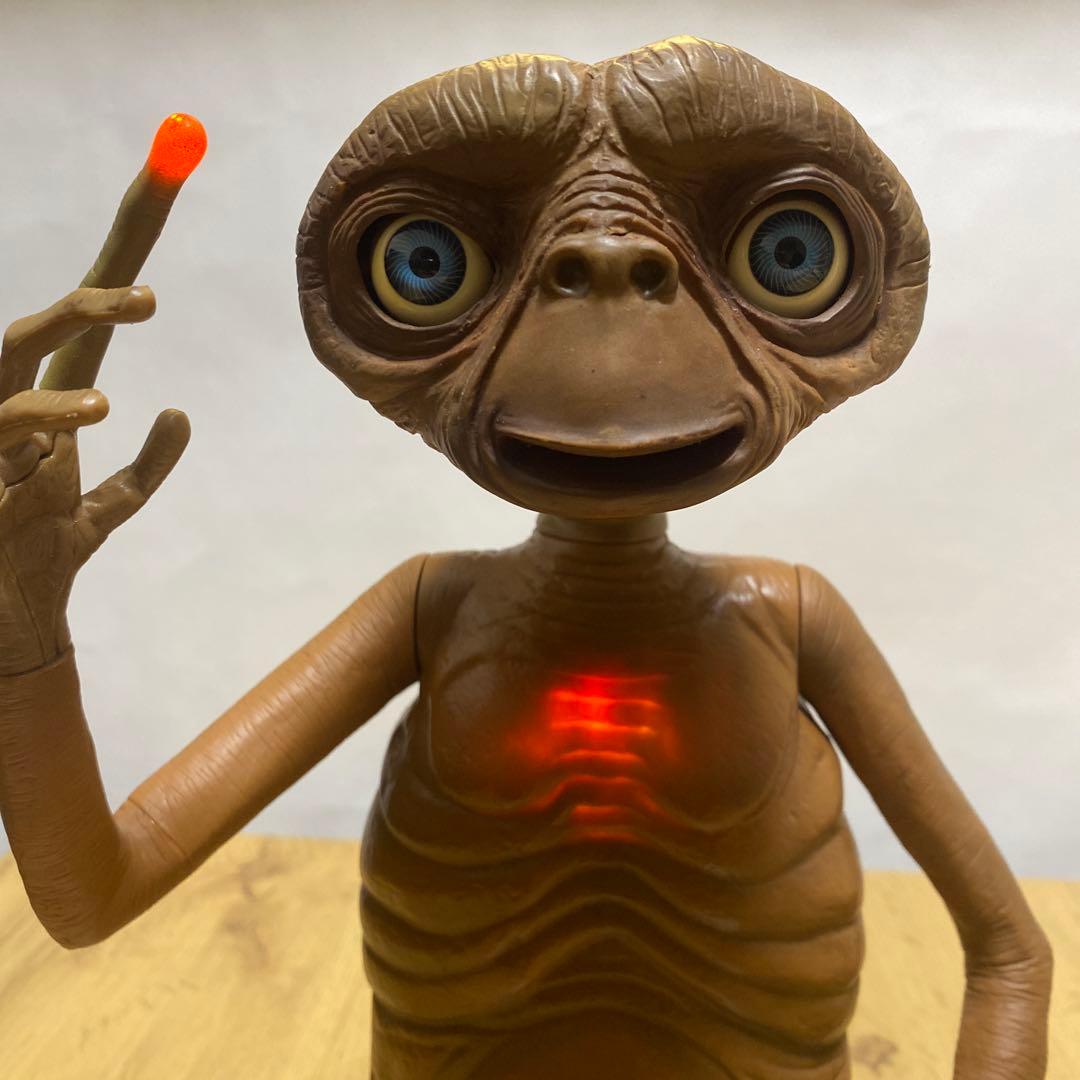 【喋る、動く、光る】ET トーキングフィギュア